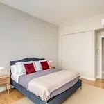 Golden Horizon Residence Luxury Apartments 3Bd